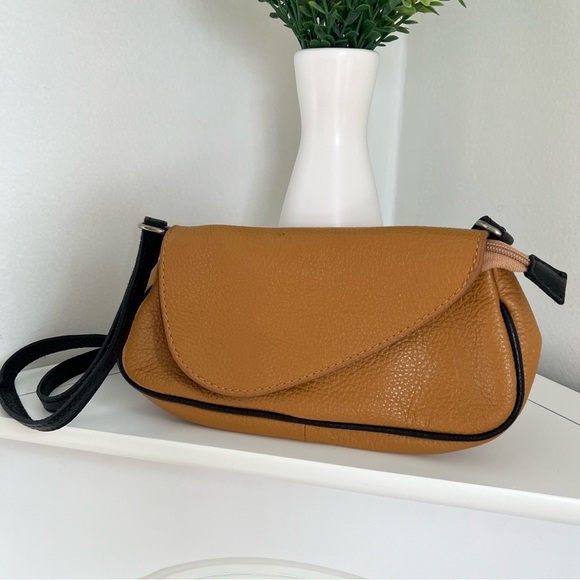 Borse In Pelle Handbags - Borse In Pelle Pebbled Leather Orange Cognac Asymmetric Saddle Shoulder Bag
